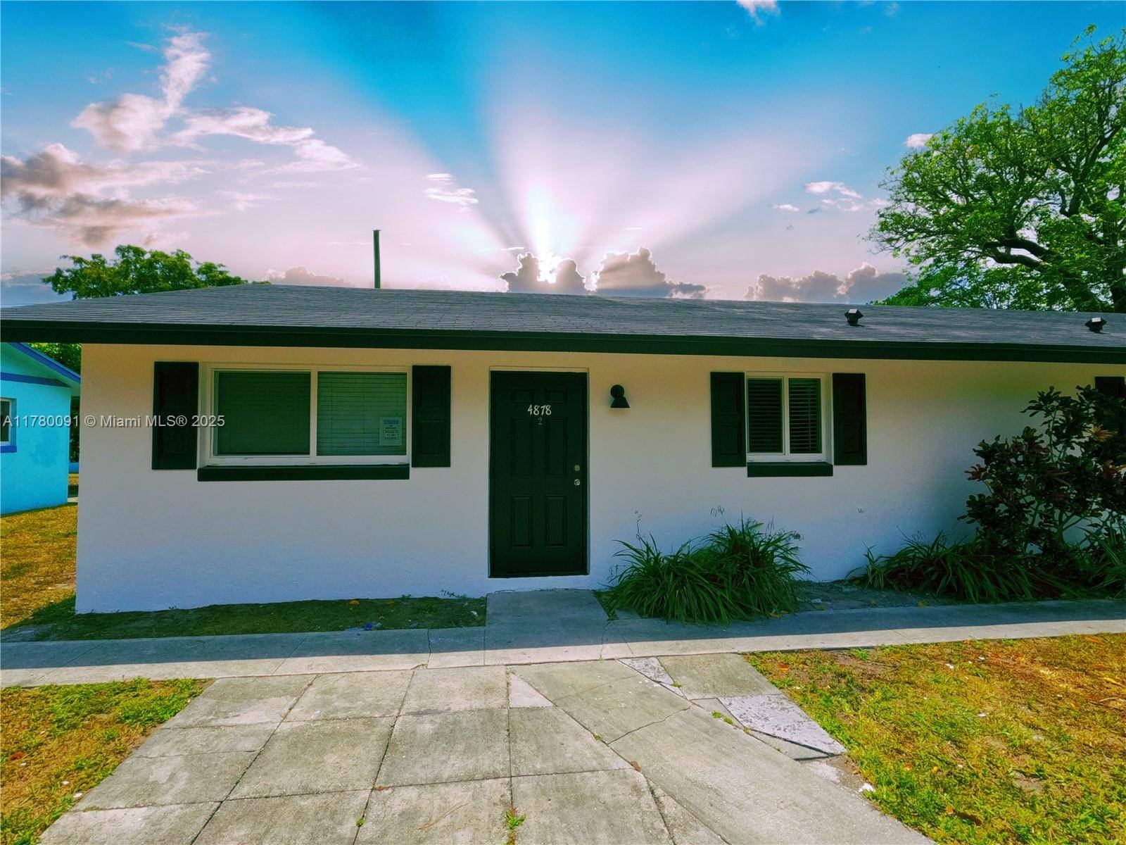 Lake Worth, FL 33461,4876 Serafica Dr #1