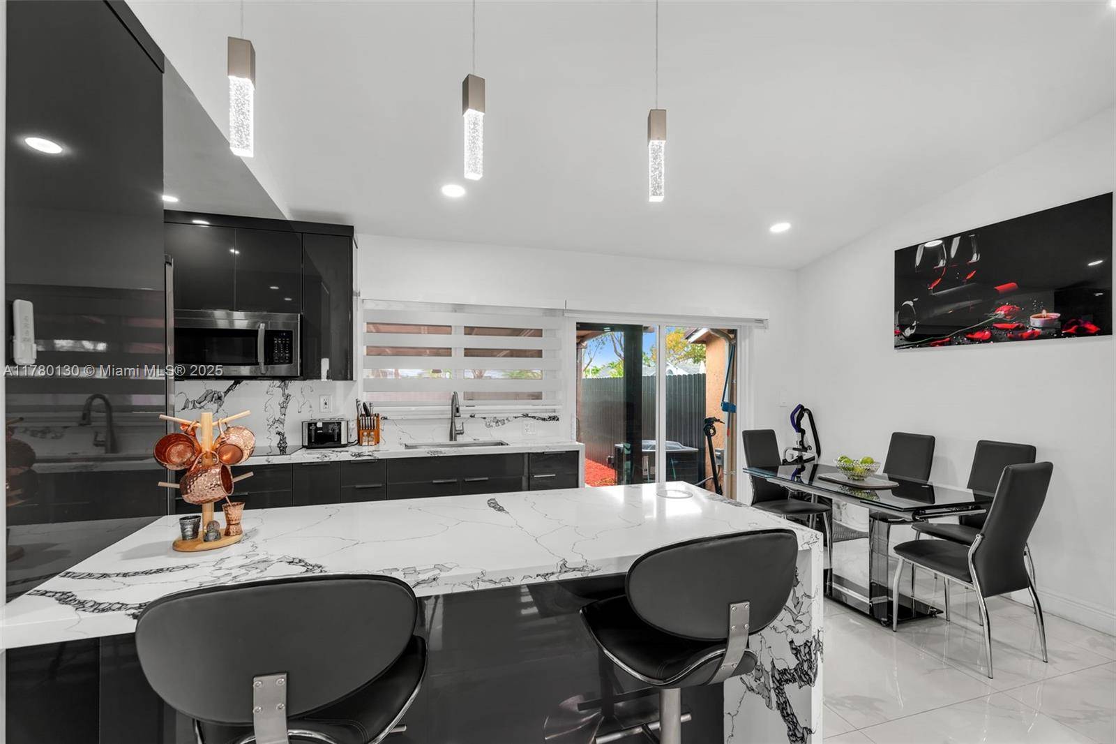 Miami, FL 33193,15389 SW 69th Ln