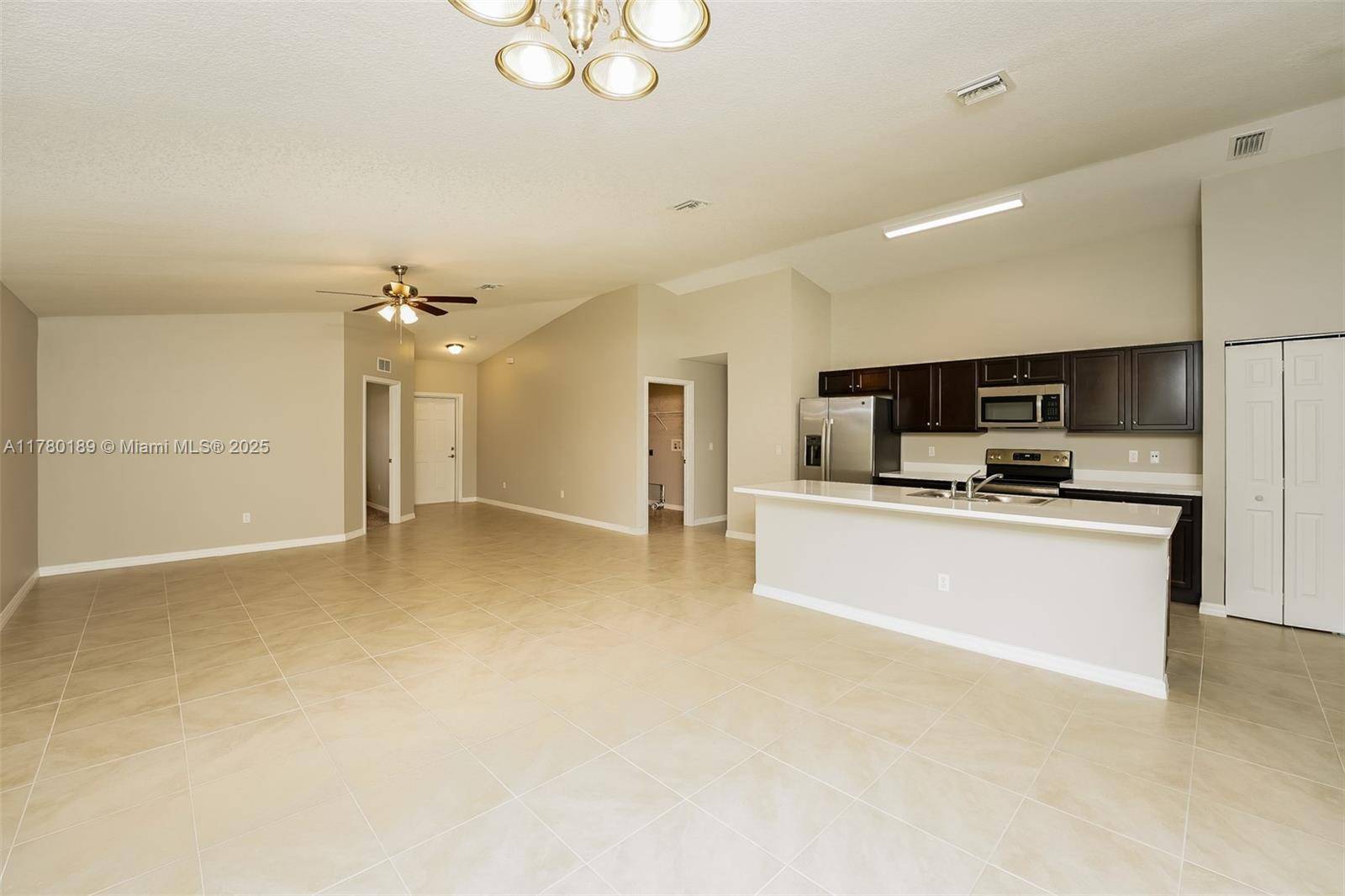Port St. Lucie, FL 34953,2450 SW Madiera St