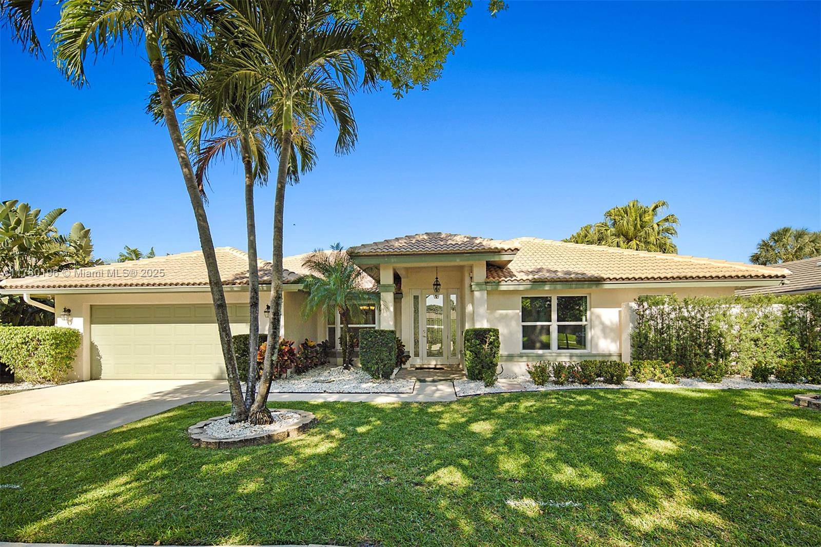 Jupiter, FL 33458,18295 Lake Bend Dr
