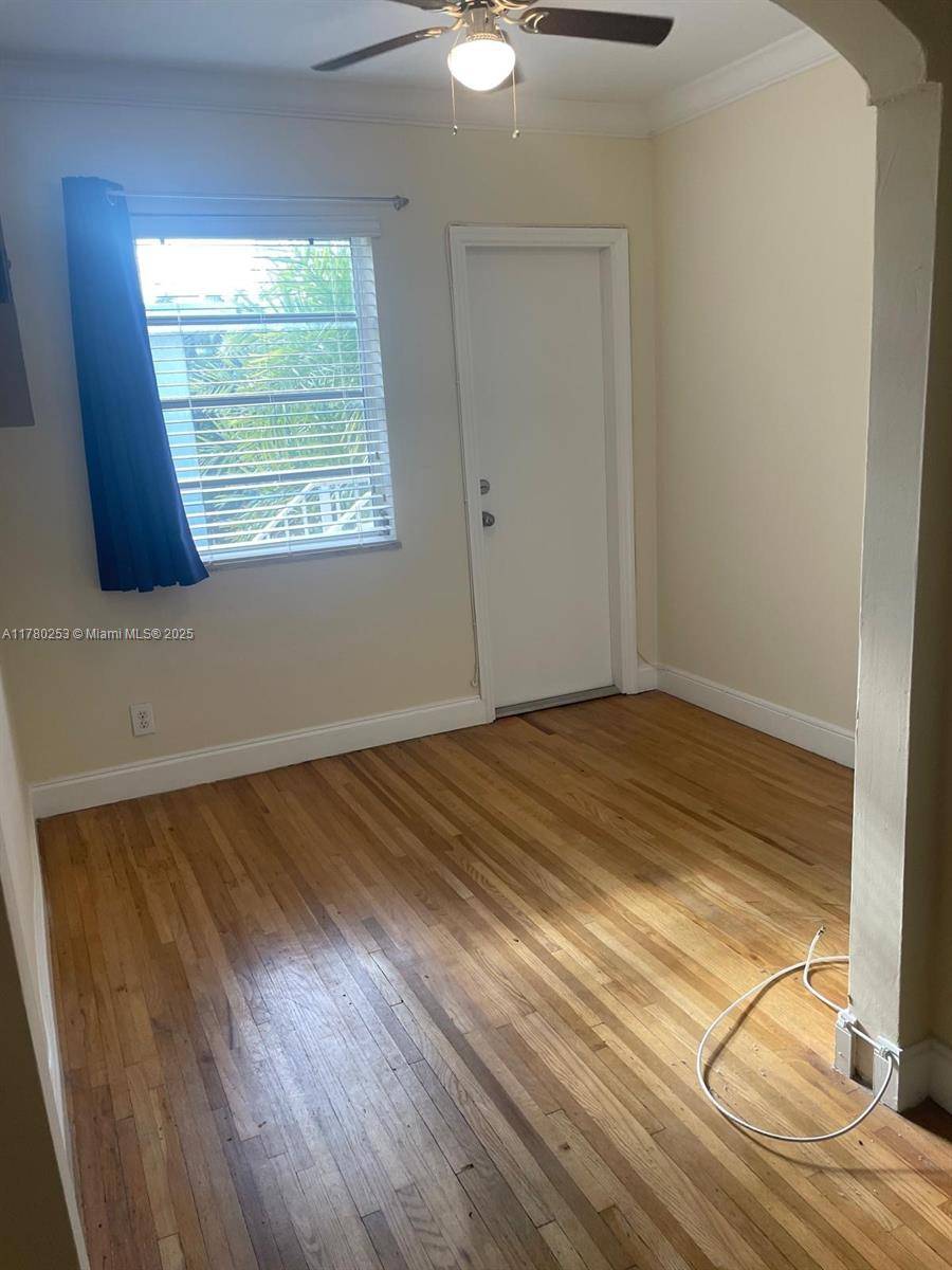 Miami Beach, FL 33140,815 W 40 St #7