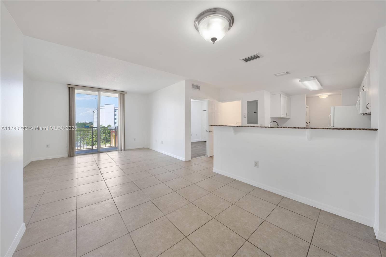 Miami, FL 33134,215 SW 42nd Ave #507