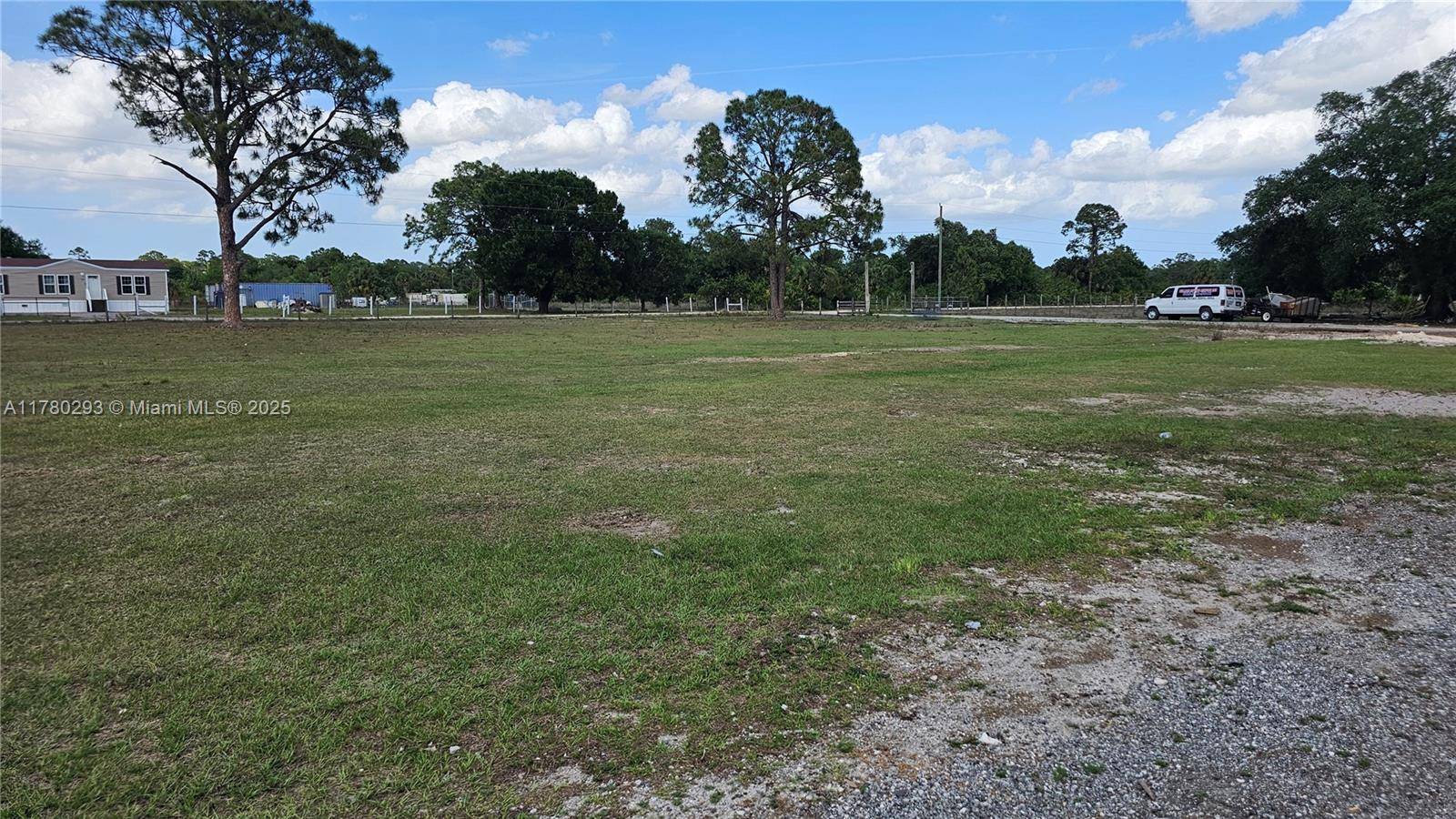 Clewiston, FL 33440,1250 Naples Avenue