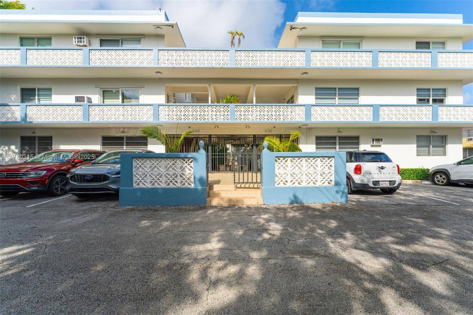 Miami Beach, FL 33139,640 Pennsylvania Ave #18