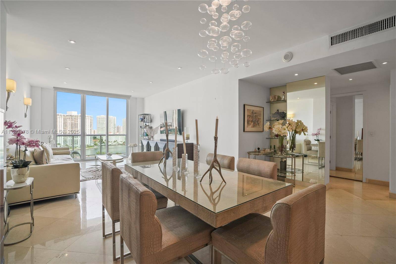 Sunny Isles Beach, FL 33160,19370 Collins Ave #PH-24