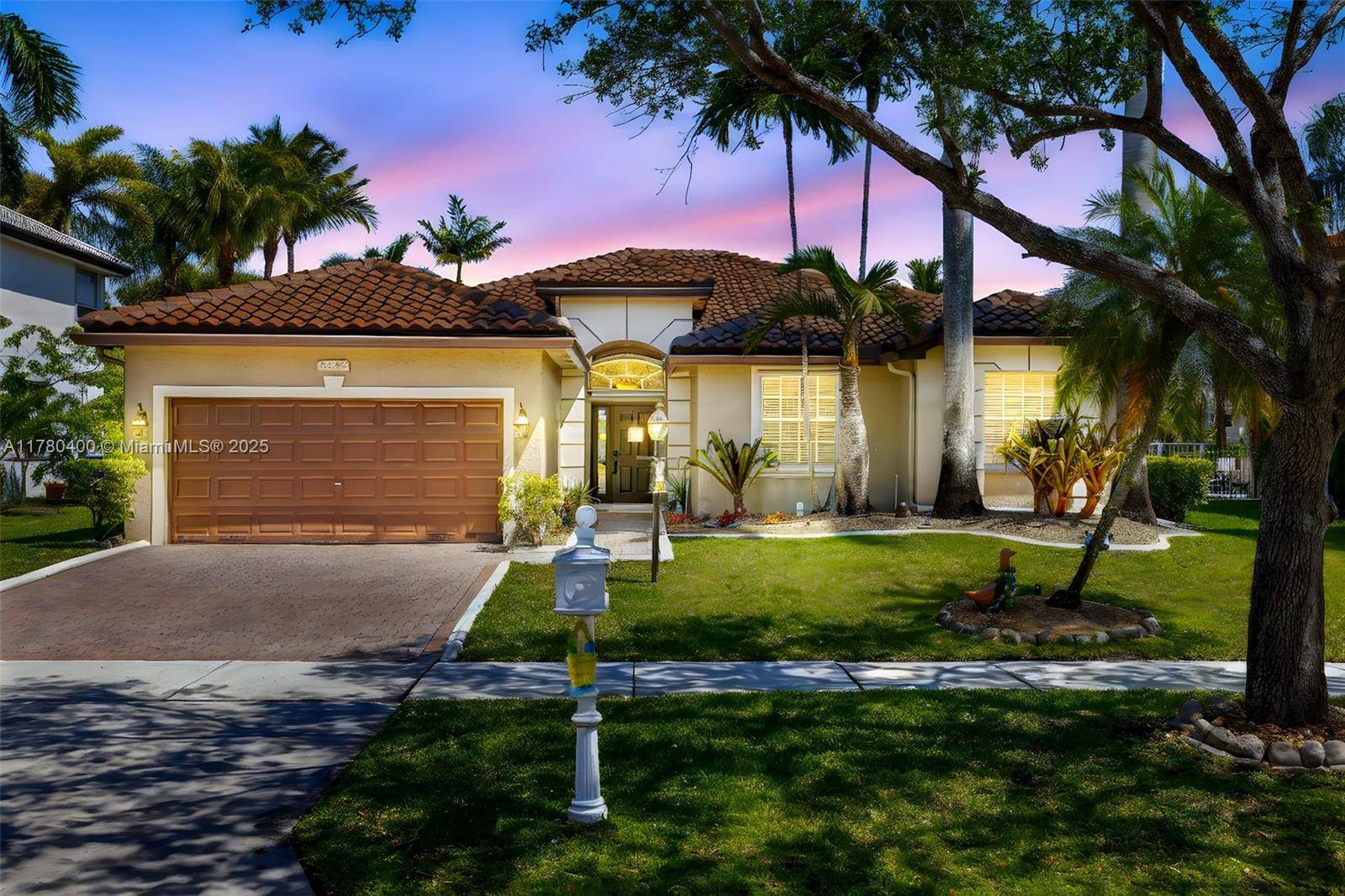 Pembroke Pines, FL 33331,16343 Segovia Cir S