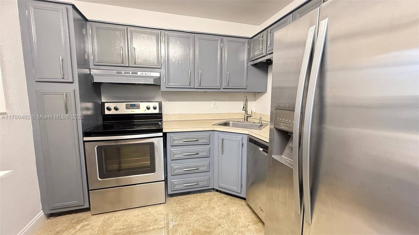 Tamarac, FL 33321,8400 Lagos De Campo Blvd #302