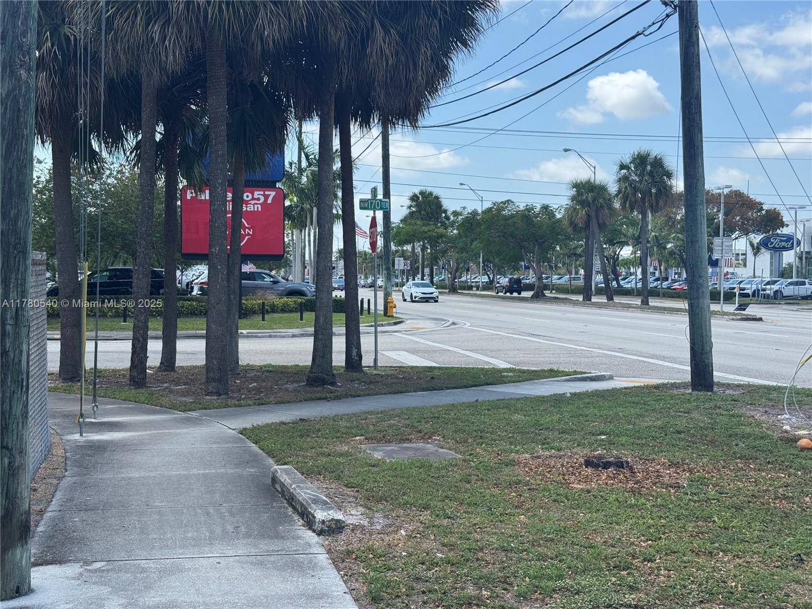 Miami Gardens, FL 33055,17101 NW 57th Ave #118