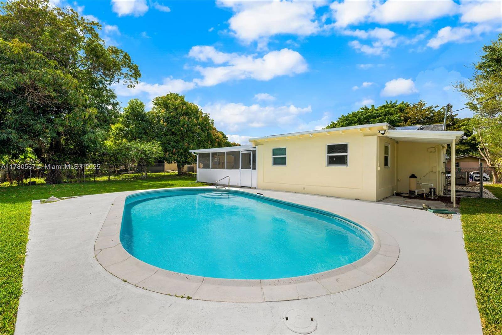 Fort Lauderdale, FL 33317,2244 SW 47th Ave