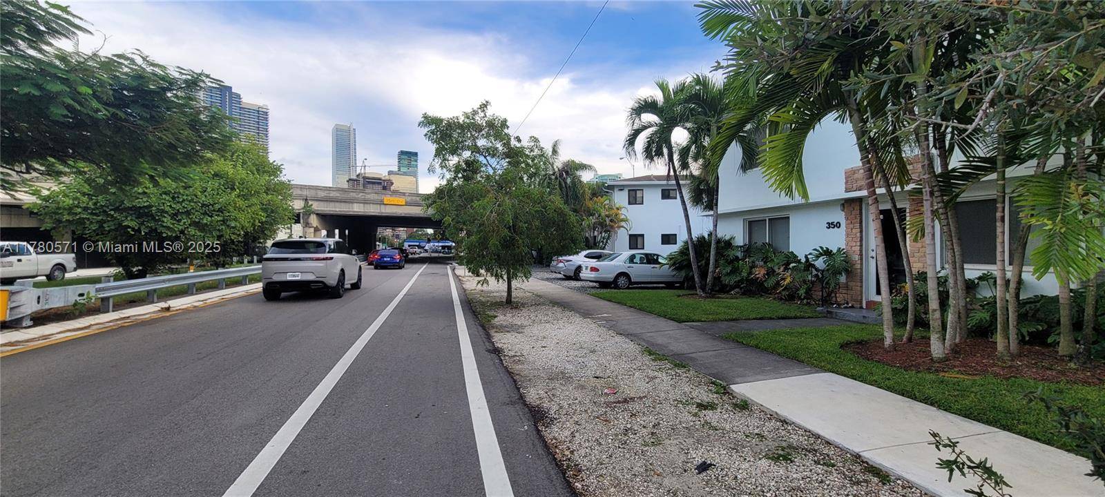 Miami, FL 33129,350 SW 15th Rd #10