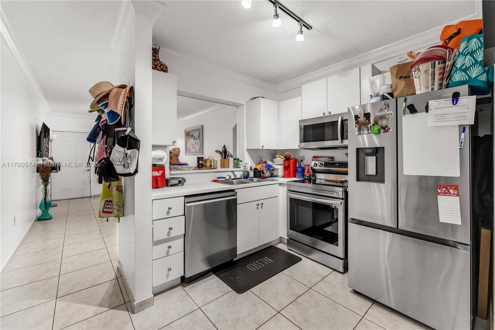 Miami, FL 33184,12015 SW 14th St #316-C