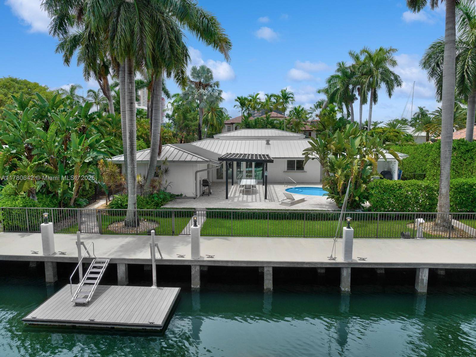 Fort Lauderdale, FL 33316,2537 Lucille Dr #-