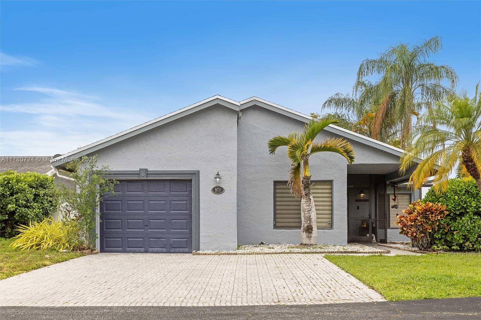 Plantation, FL 33324,971 NW 89th Ave