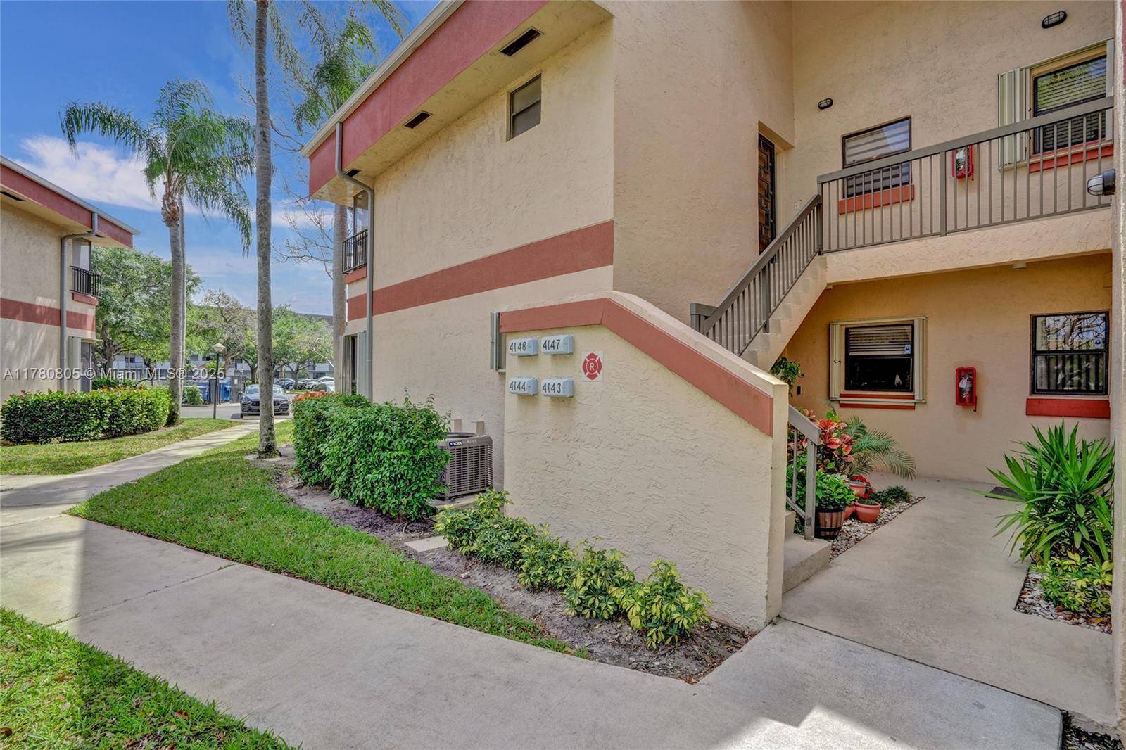 Coconut Creek, FL 33066,4144 Carambola Cir S #2142