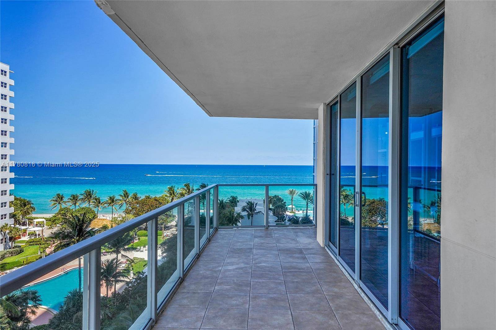 Hollywood, FL 33019,3101 S Ocean Dr #701