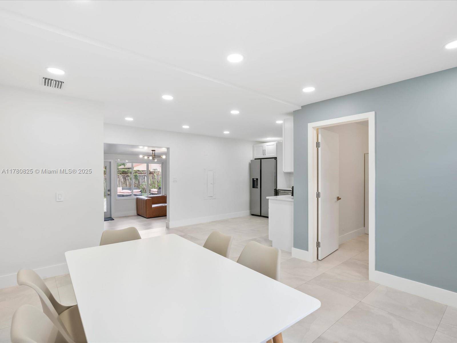 Davie, FL 33314,5731 SW 54th Ter
