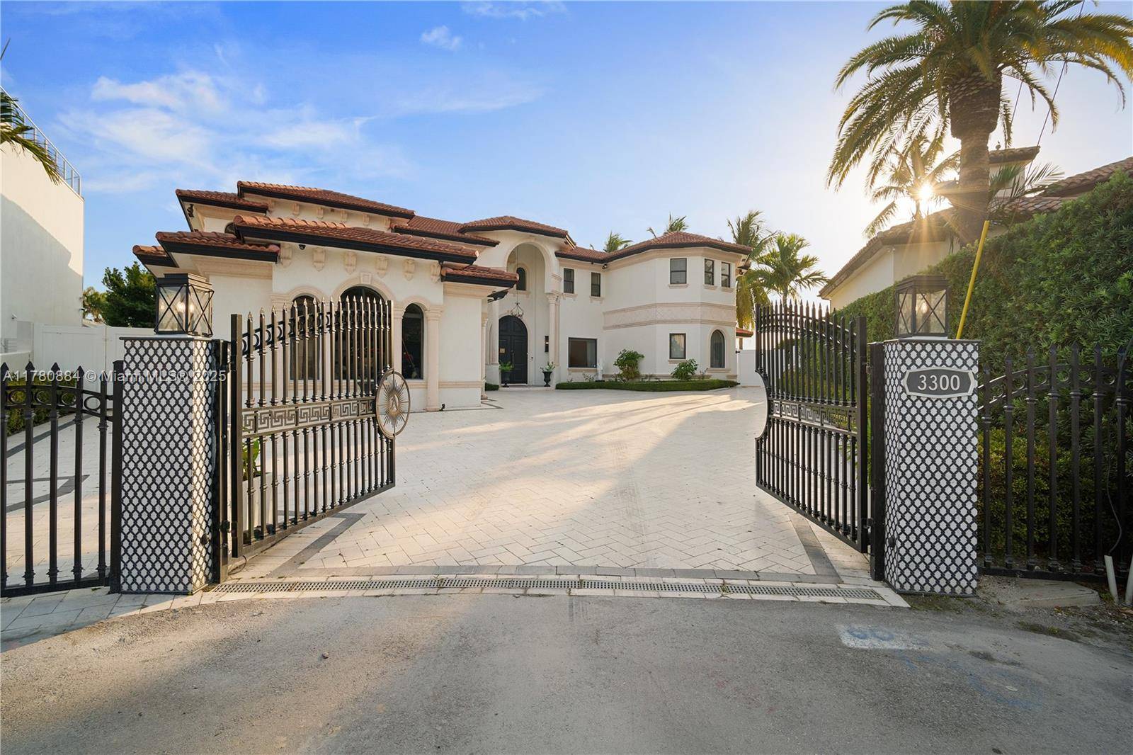 North Miami Beach, FL 33160,3300 NE 171st St
