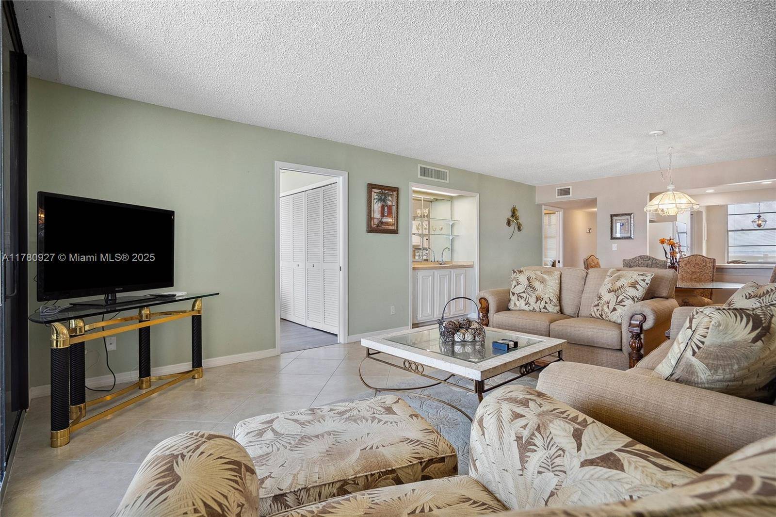 Jensen Beach, FL 34957,10000 S Ocean Dr #703