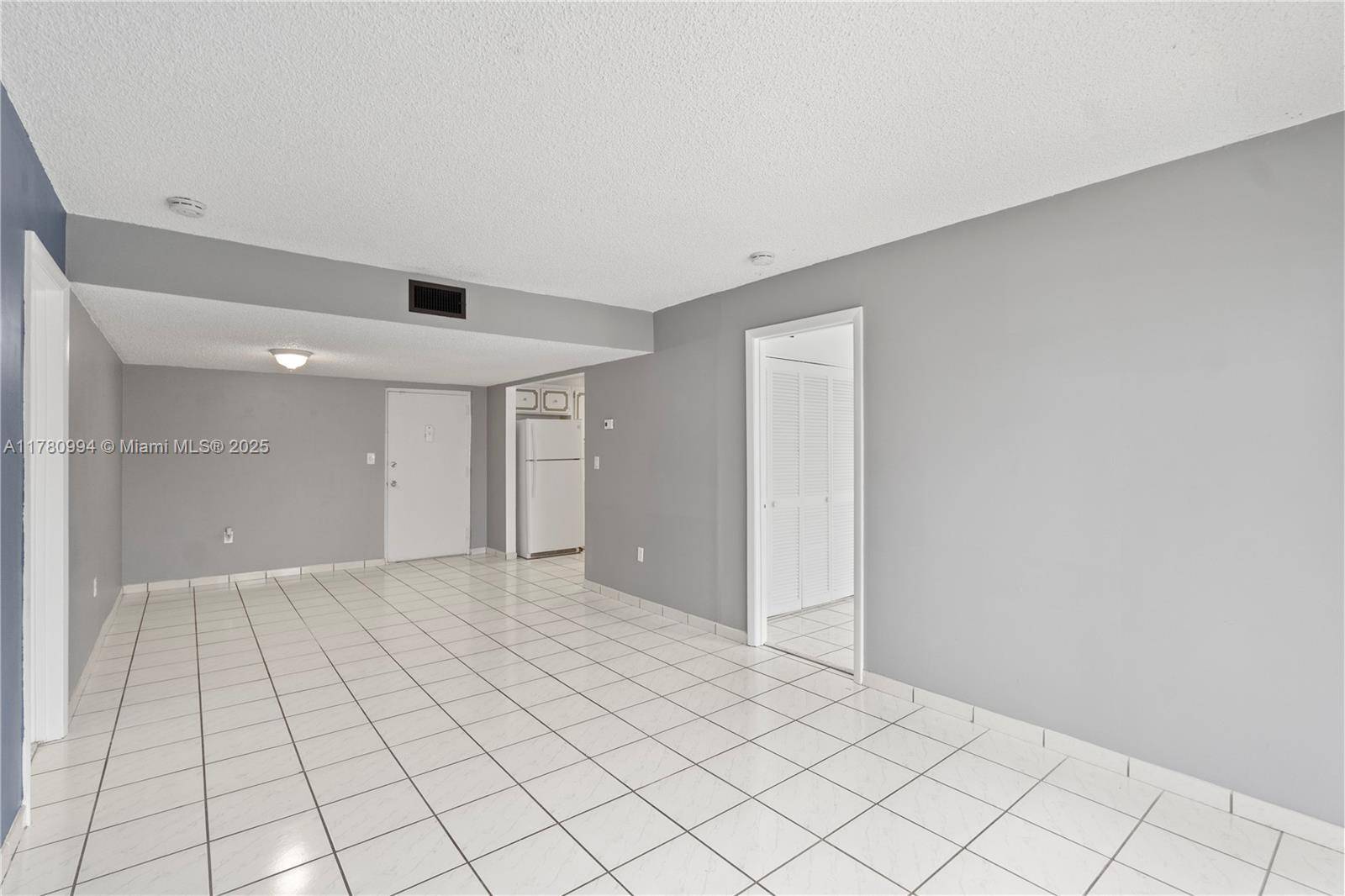 North Miami Beach, FL 33160,17051 NE 35th Ave #104