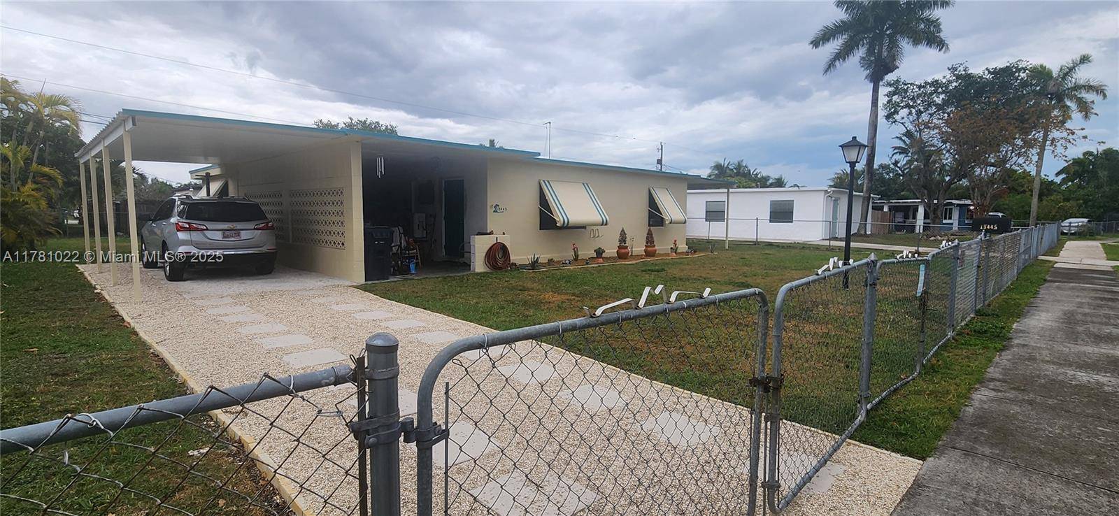 Homestead, FL 33033,15445 Garfield Dr