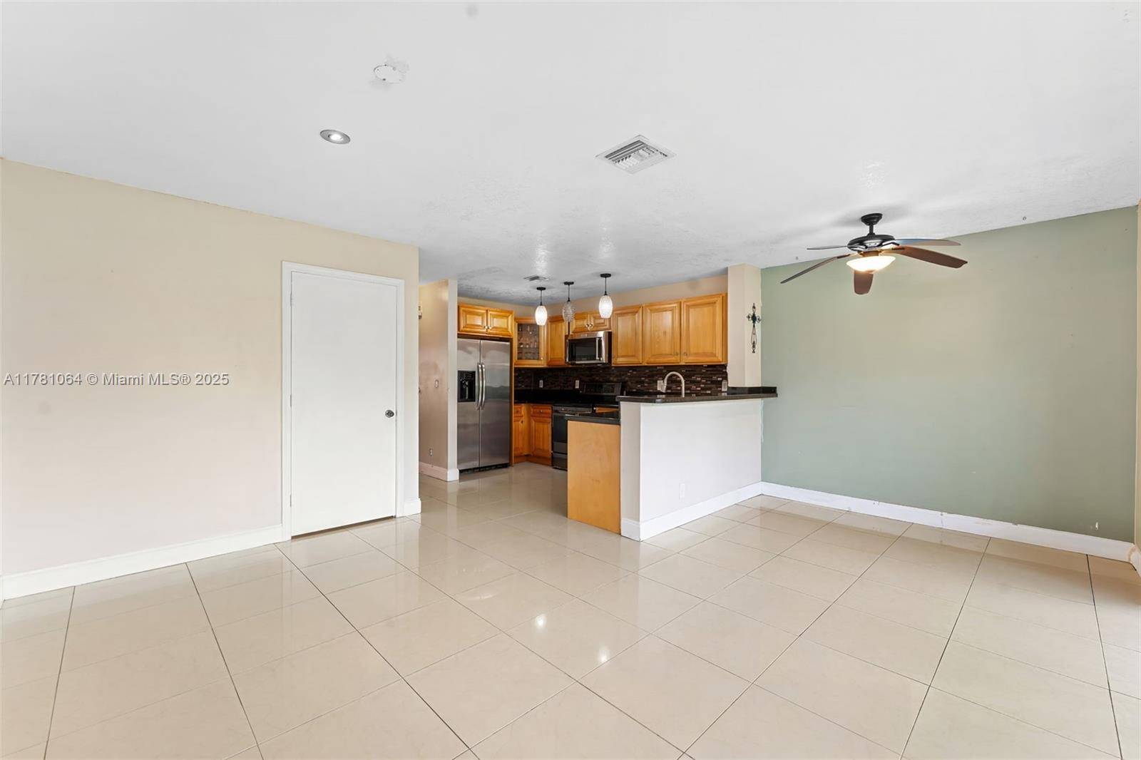 Coral Springs, FL 33065,10140 Royal Palm Blvd