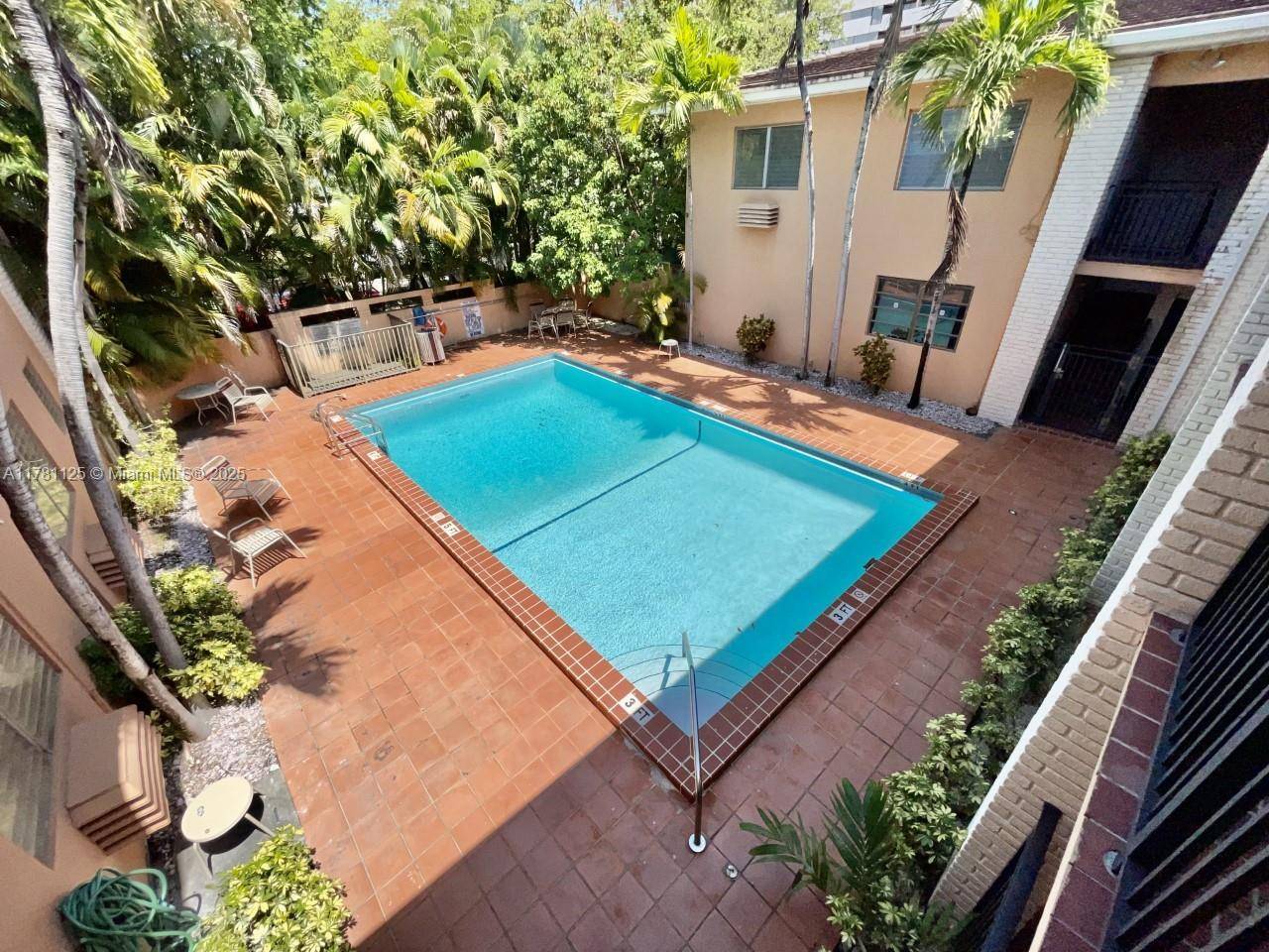 Coral Gables, FL 33134,218 Santillane Ave #11