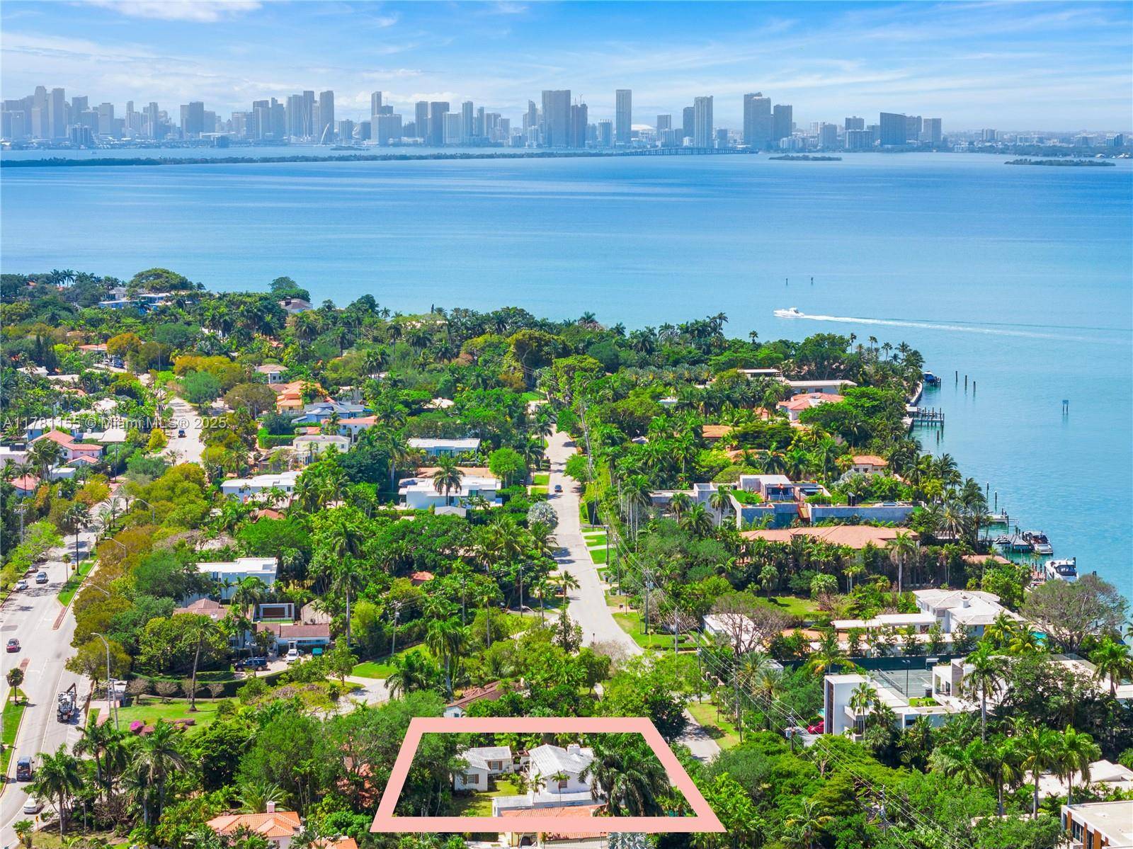 Miami Beach, FL 33141,6371 N Bay Rd