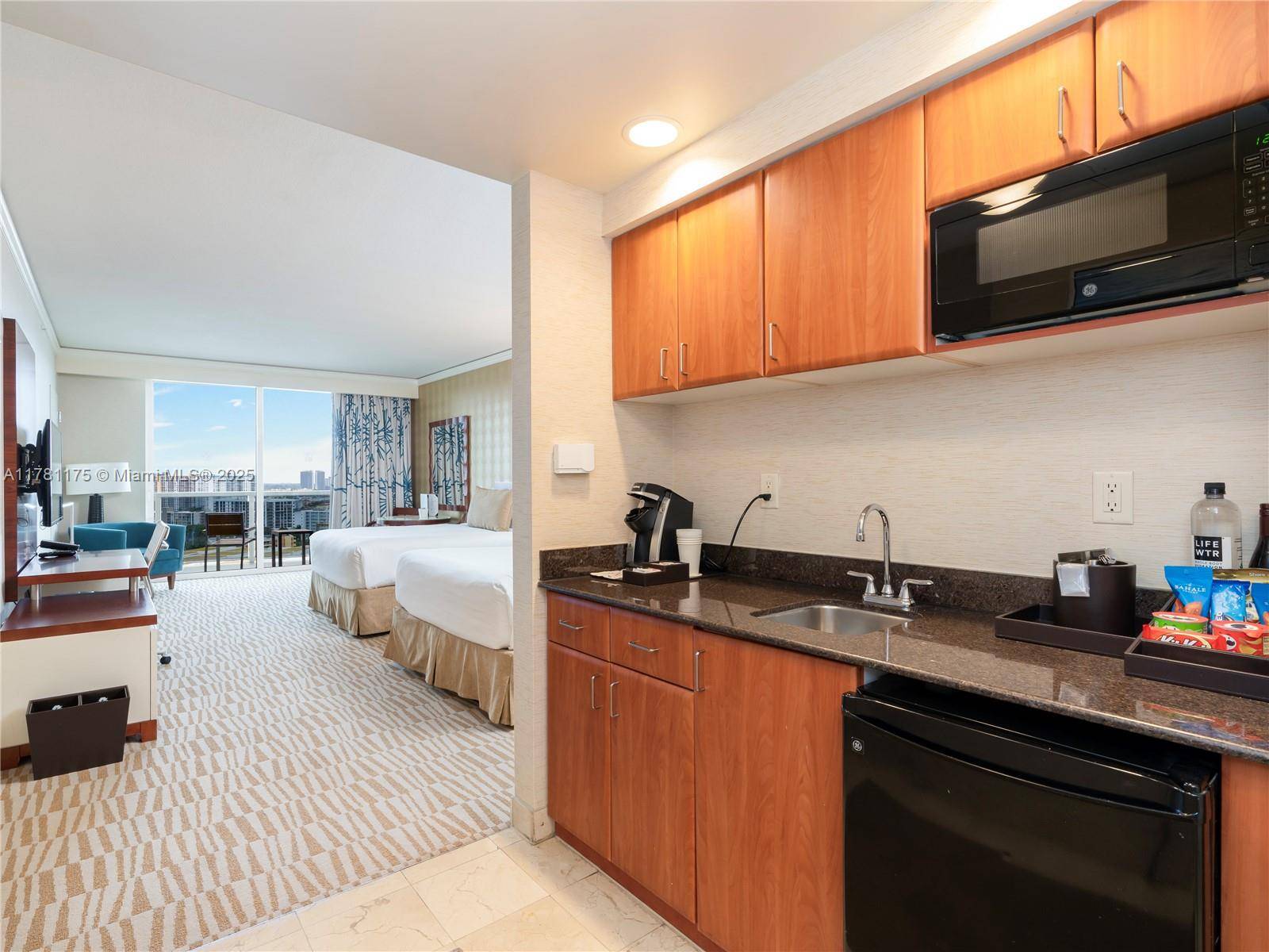 Sunny Isles Beach, FL 33160,18001 Collins Ave #1701