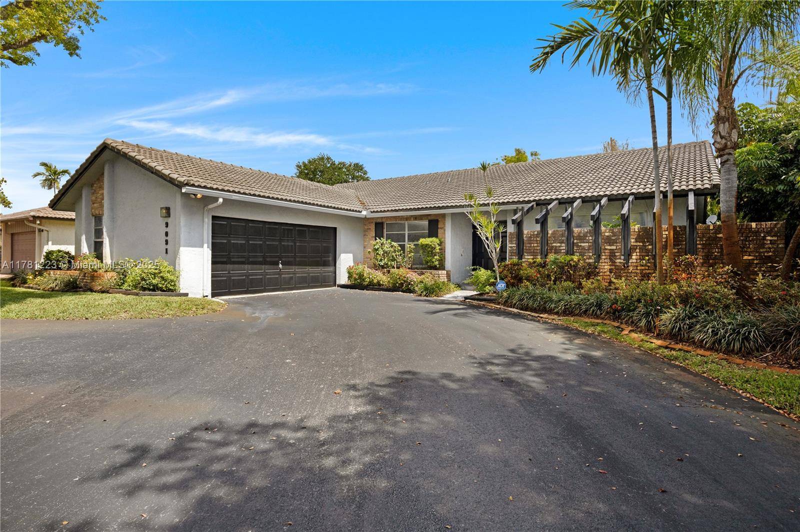 Plantation, FL 33322,9091 NW 12th St