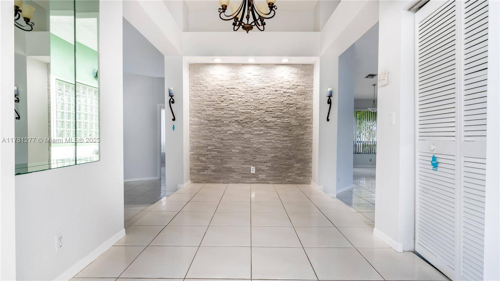 Pembroke Pines, FL 33027,1061 E Bel Aire Dr E #1061