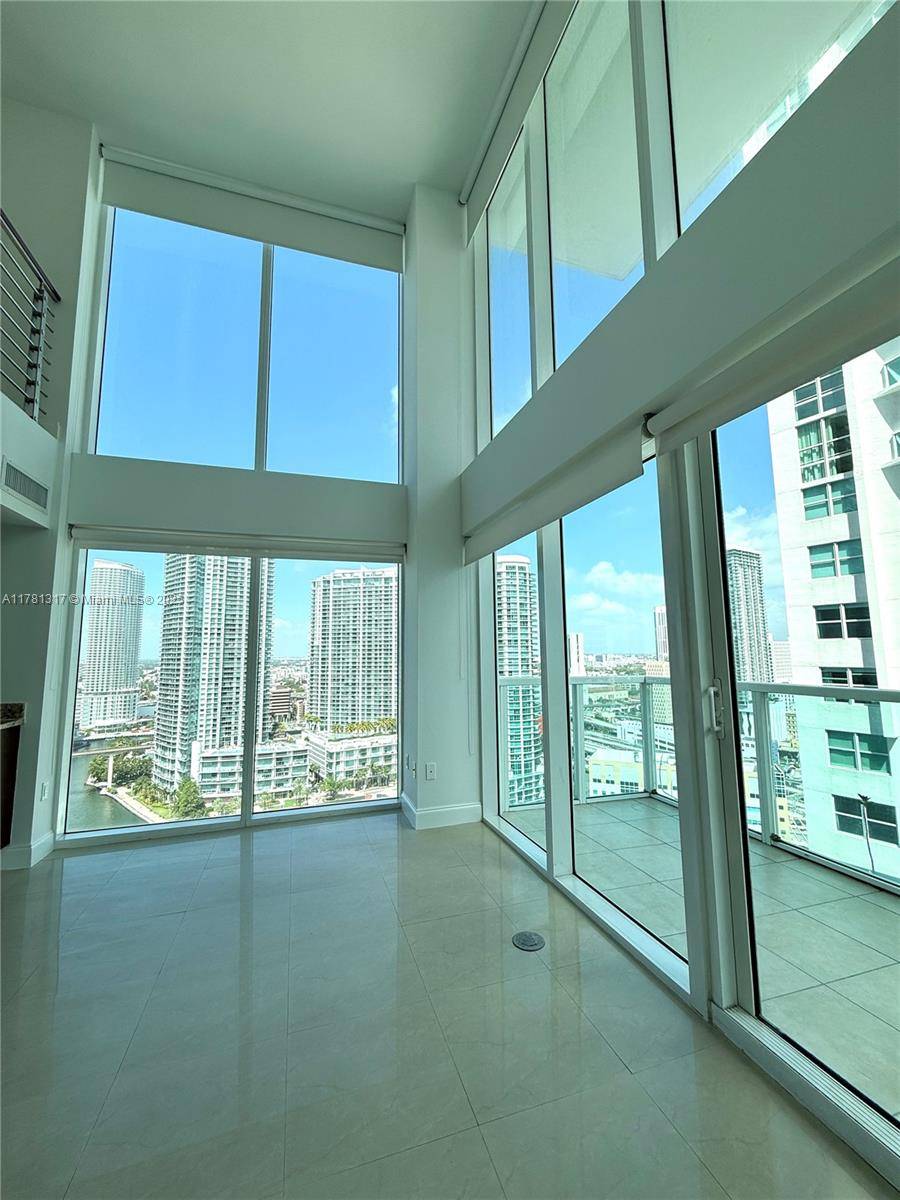 Miami, FL 33131,41 SE 5th St #1617