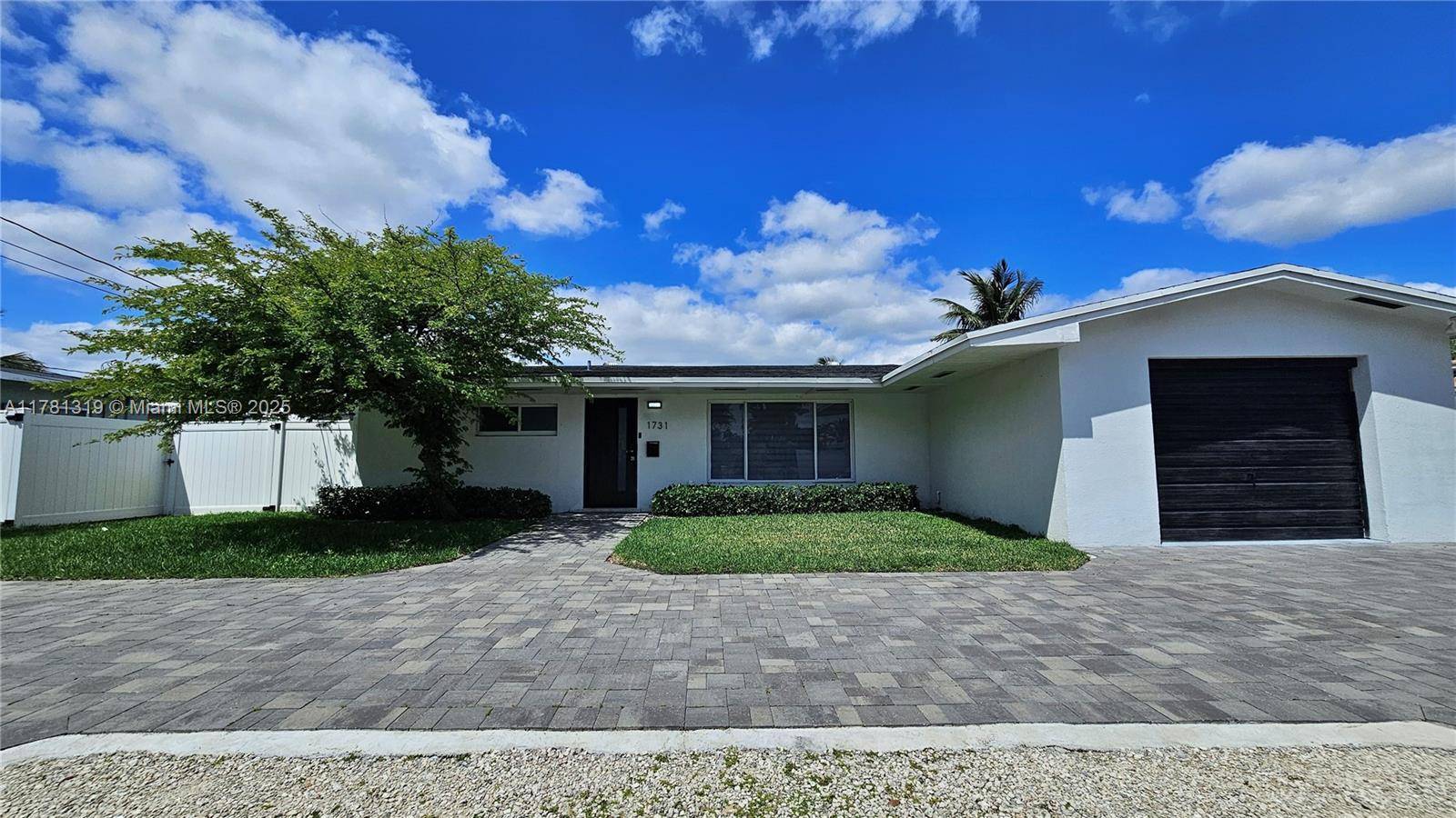 Pompano Beach, FL 33060,1731 SW 3rd Ave
