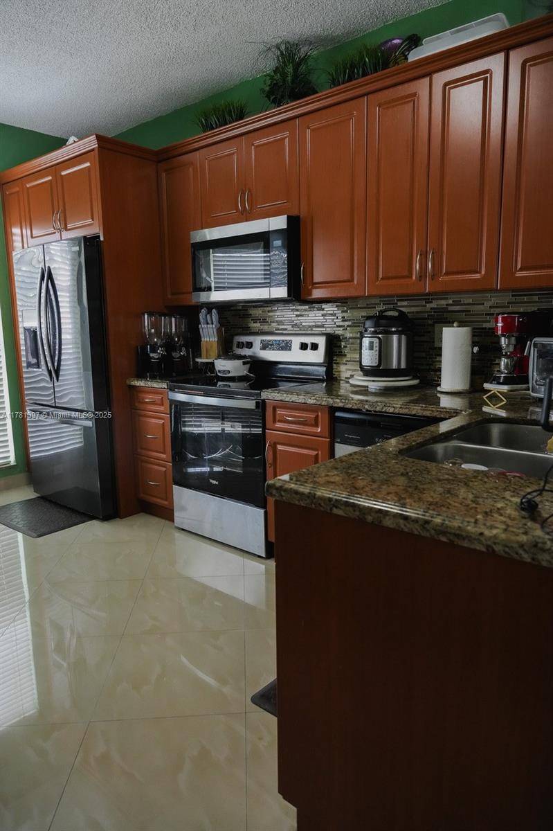 Miami, FL 33183,14345 SW 57th Lane #-