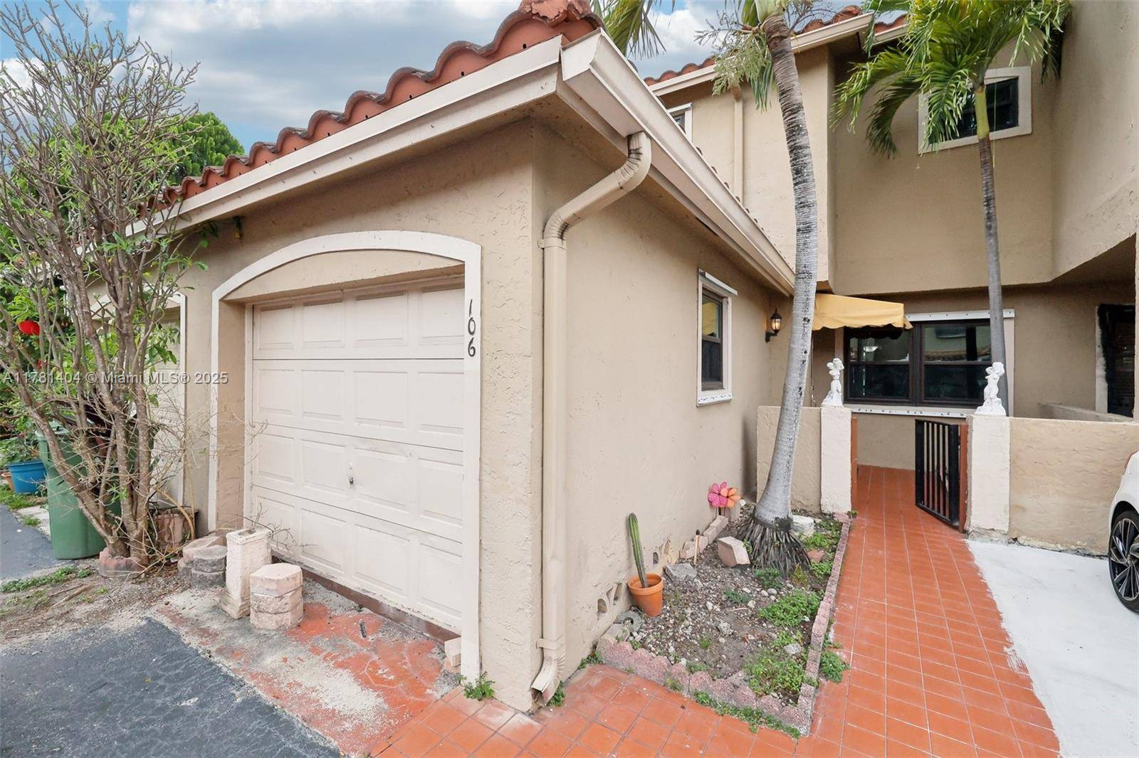Hialeah, FL 33016,6330 W 24th Ct #106-3