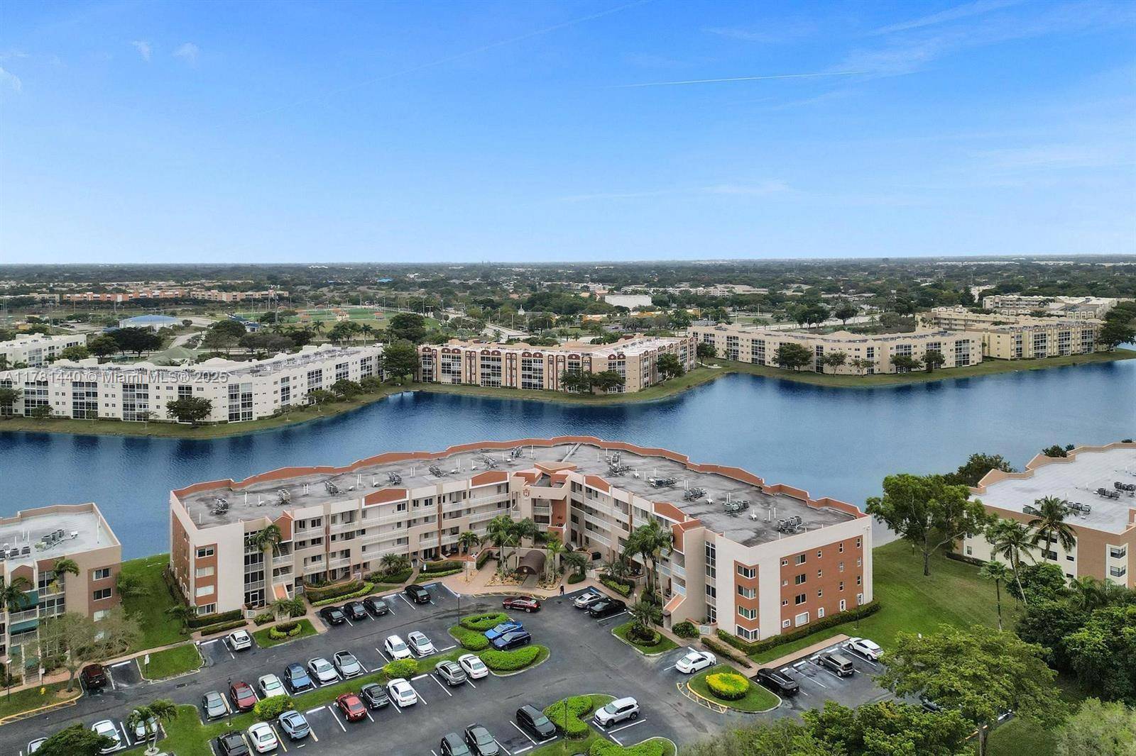 Tamarac, FL 33321,7486 Granville Dr #410