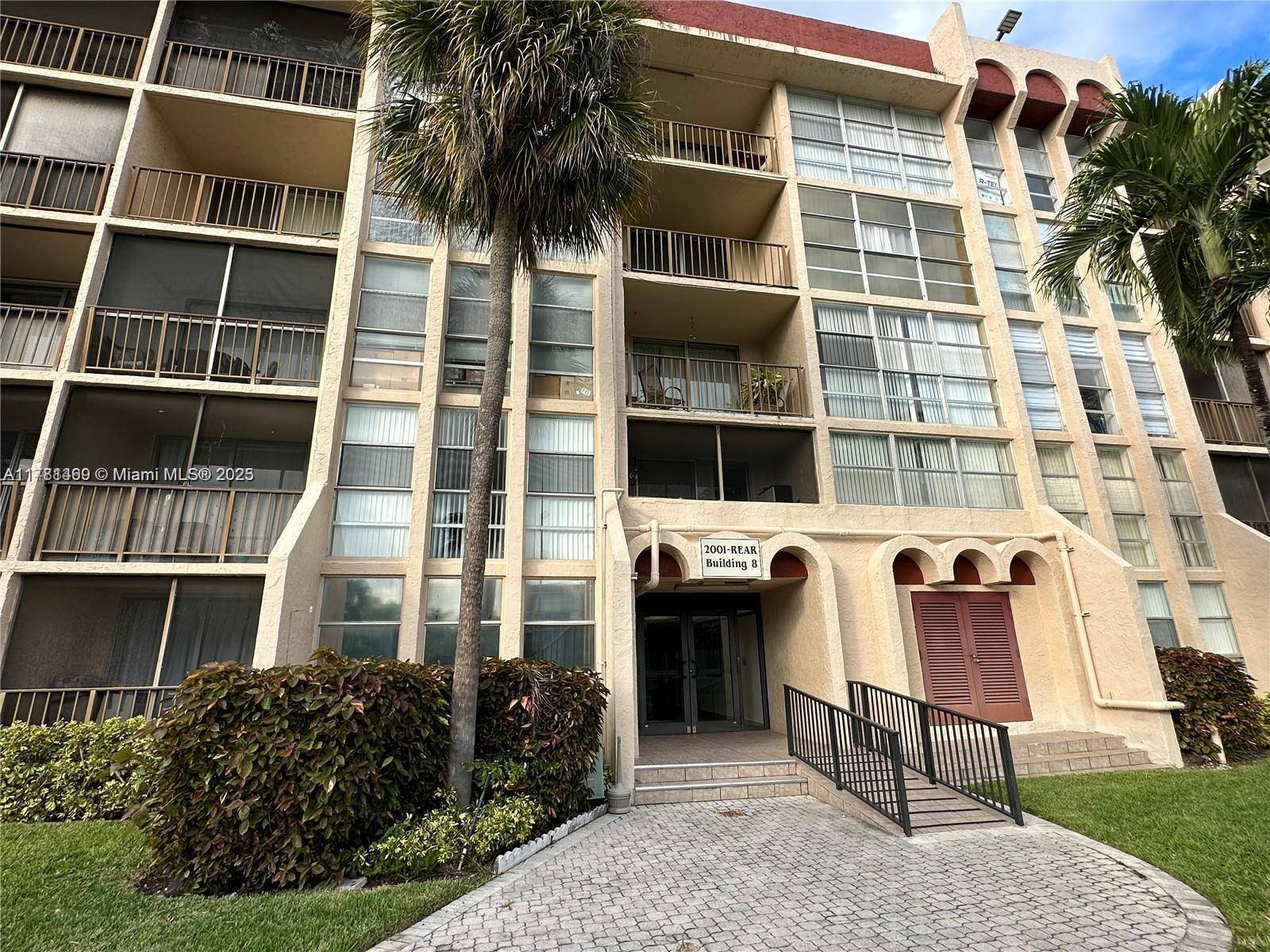 Hallandale Beach, FL 33009,2001 Atlantic Shores Blvd #220