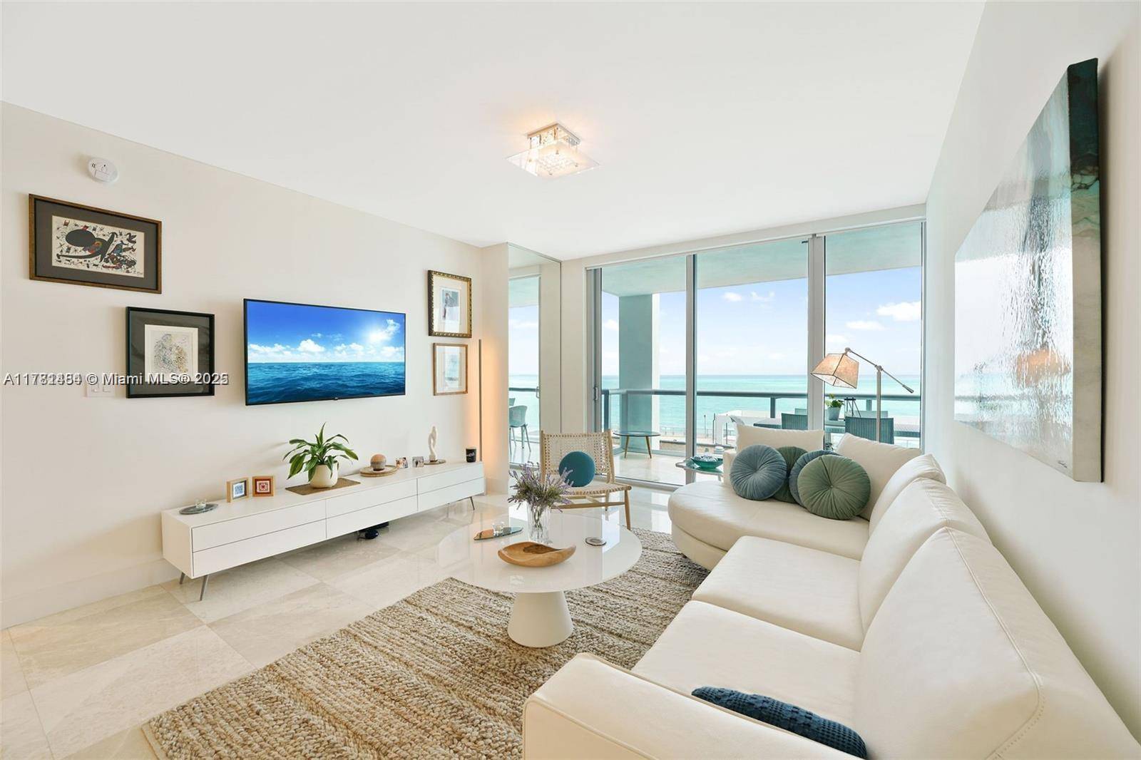 Miami Beach, FL 33141,6799 Collins Ave #804