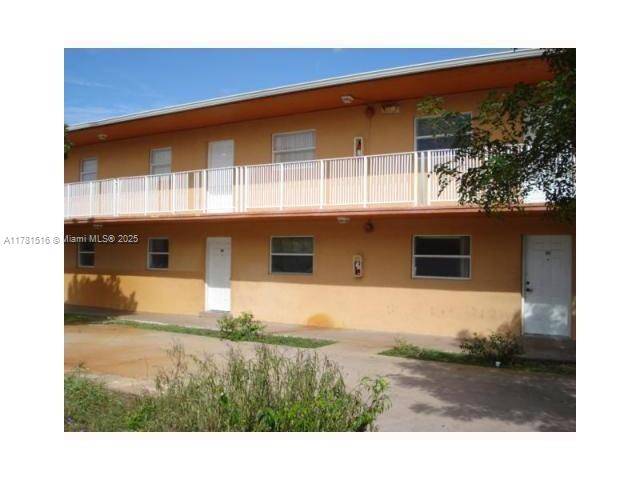 Hialeah, FL 33010,1265 W 24th St #109