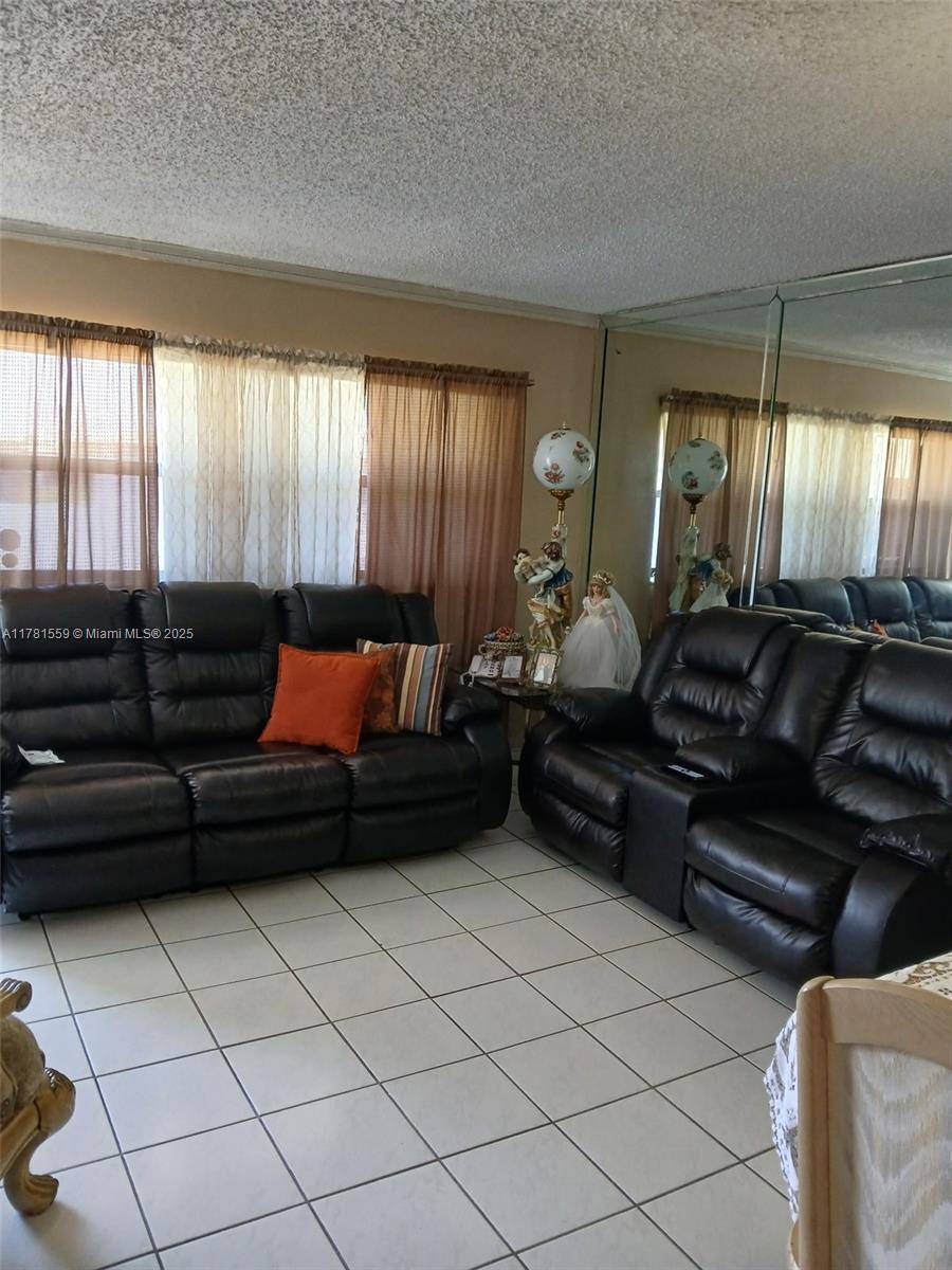 Miami, FL 33175,13231 SW 17th Ln #5-21