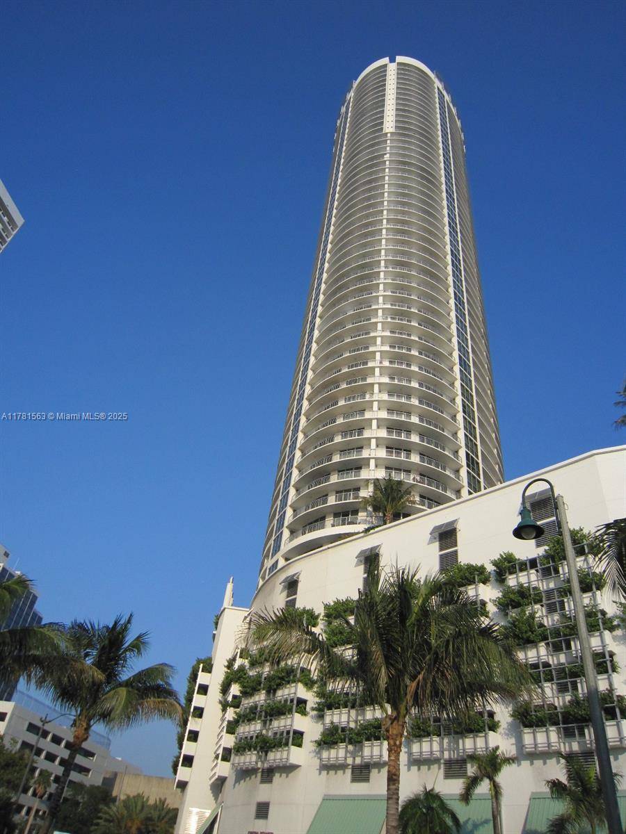 Miami, FL 33132,1750 N Bayshore Dr #3111