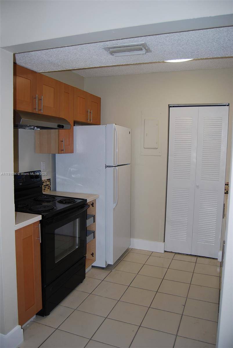Sweetwater, FL 33172,630 NW 114th Ave #104