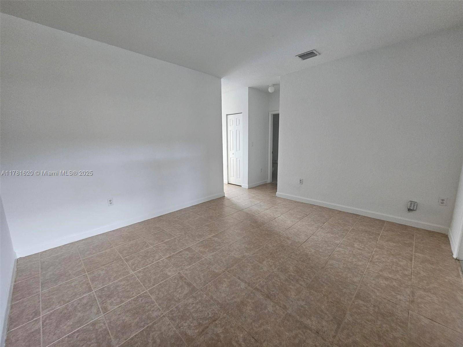 Homestead, FL 33033,1005 NE 42nd Ave