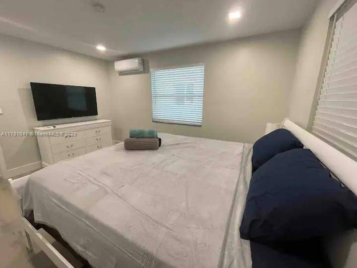 Hollywood, FL 33020,1925 Dewey St #1927