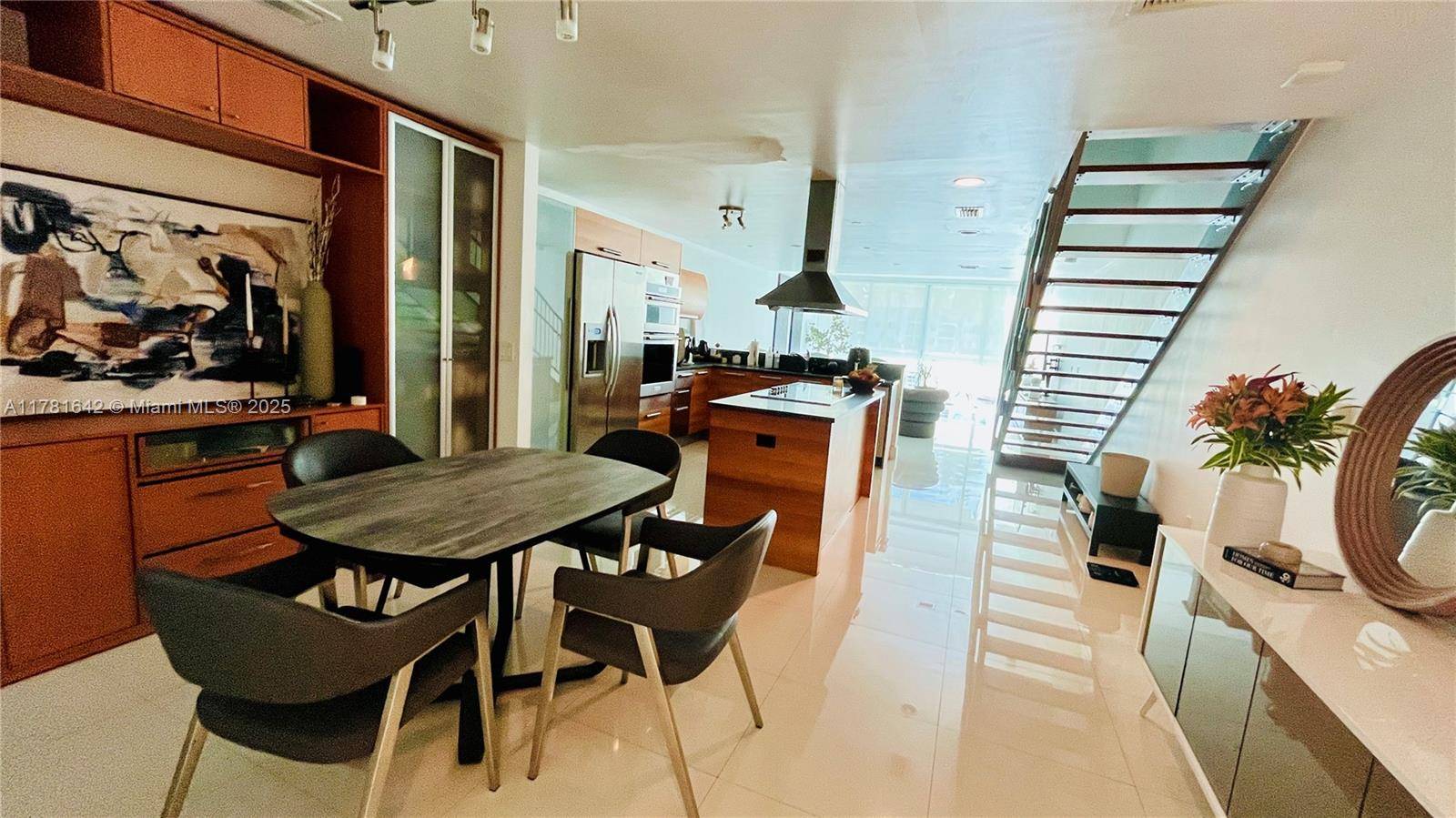 Aventura, FL 33180,2950 NE 188th St #143