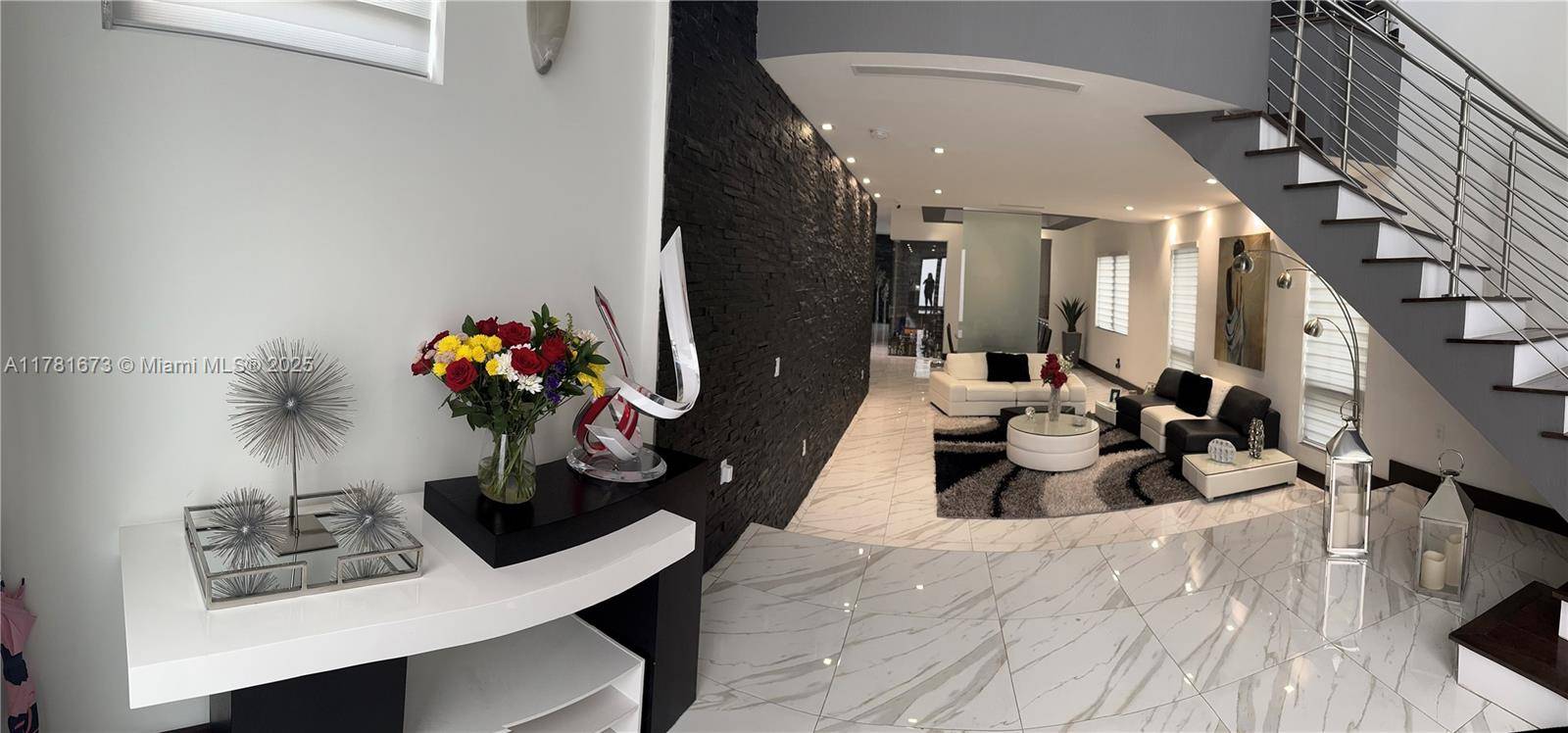 Doral, FL 33122,8272 NW 33rd Ter