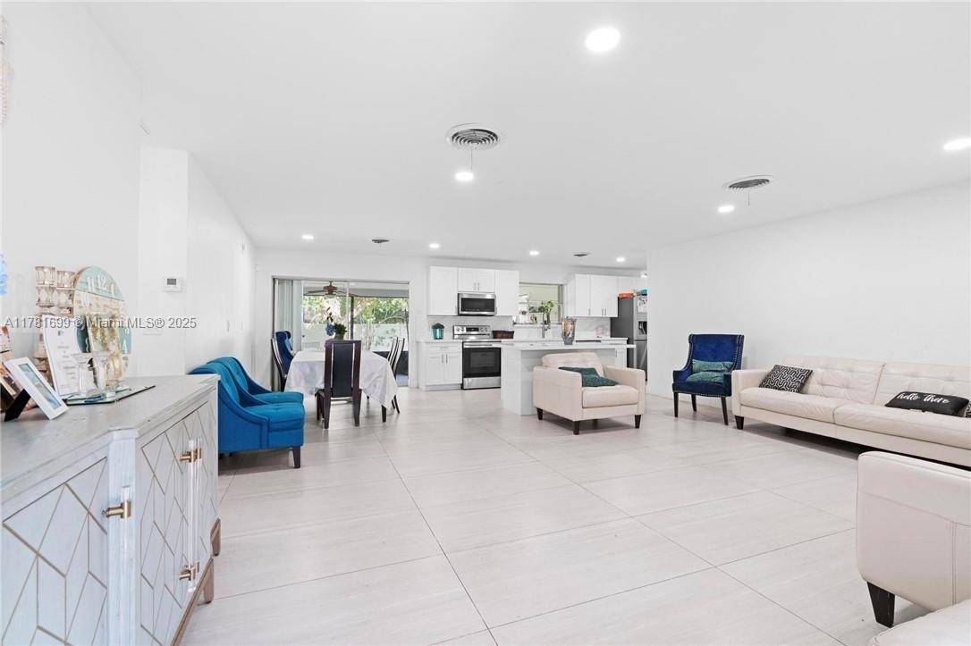 Dania Beach, FL 33312,5911 SW 36th Ter #0