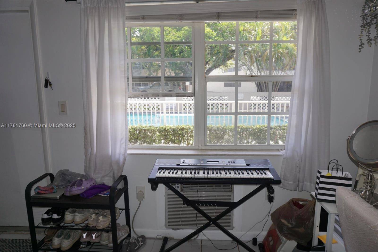 Coral Gables, FL 33146,6565 Santona St #B5