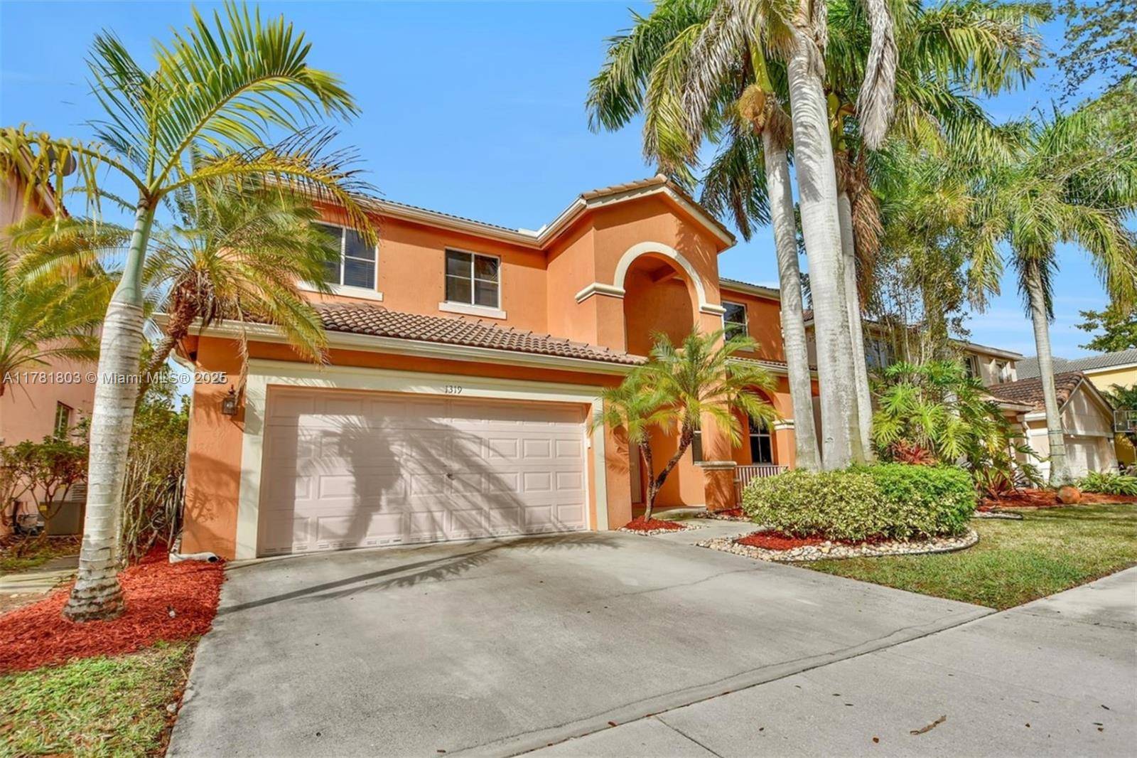 Weston, FL 33327,1319 Croton Ct #1319