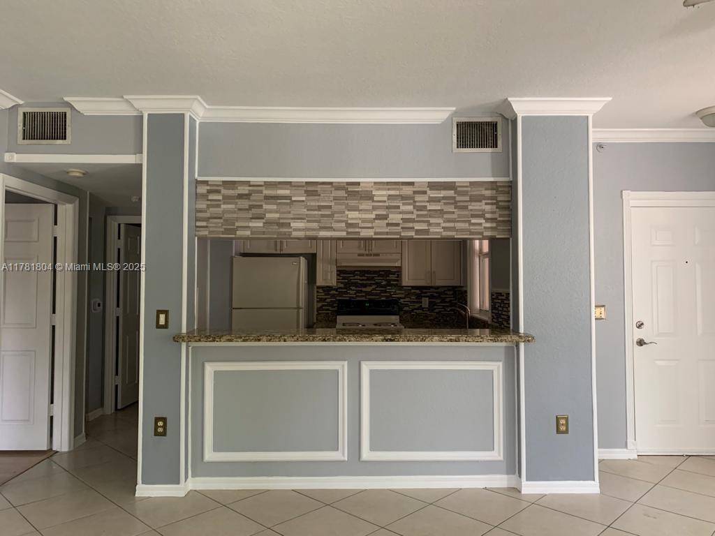 Coral Springs, FL 33067,6588 W Sample Rd #6588