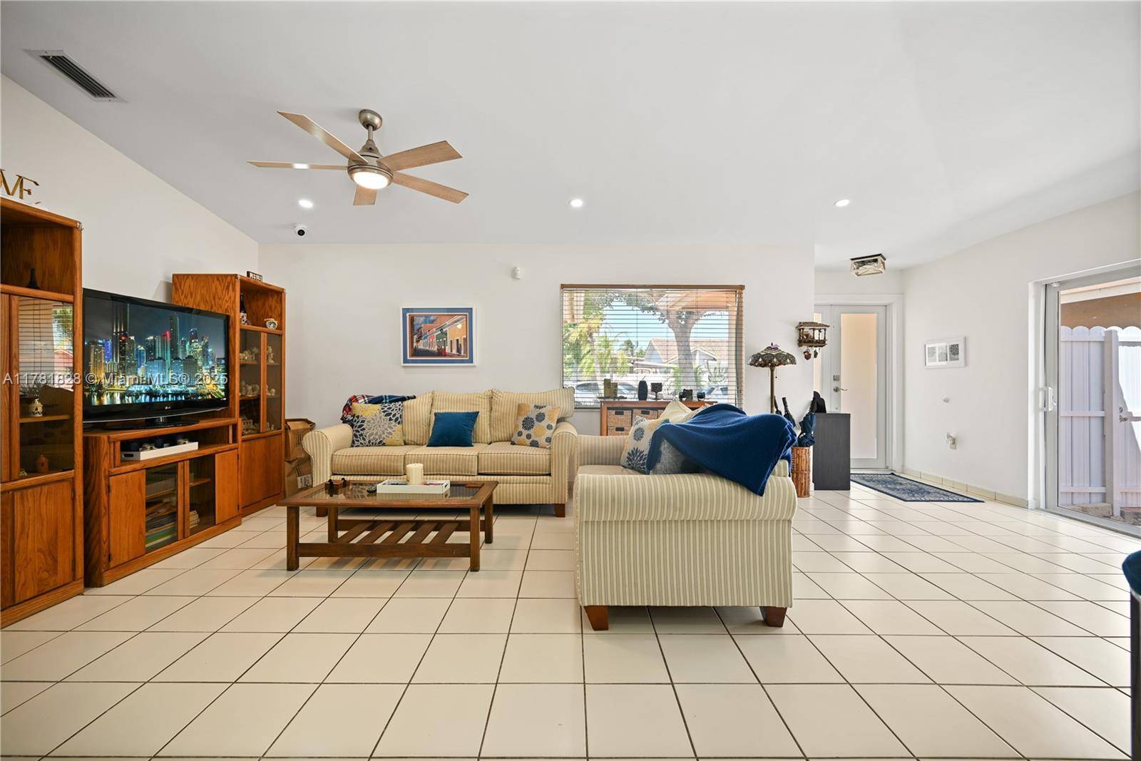 Miami, FL 33193,5911 SW 148th Pl